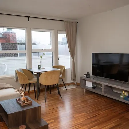 Cozy Penthouse Private Balcony Centre *